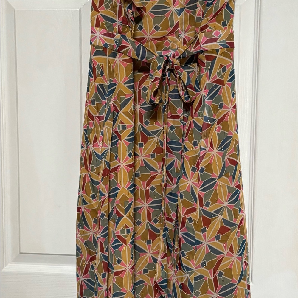 Donna Morgan geometrical pattern gown